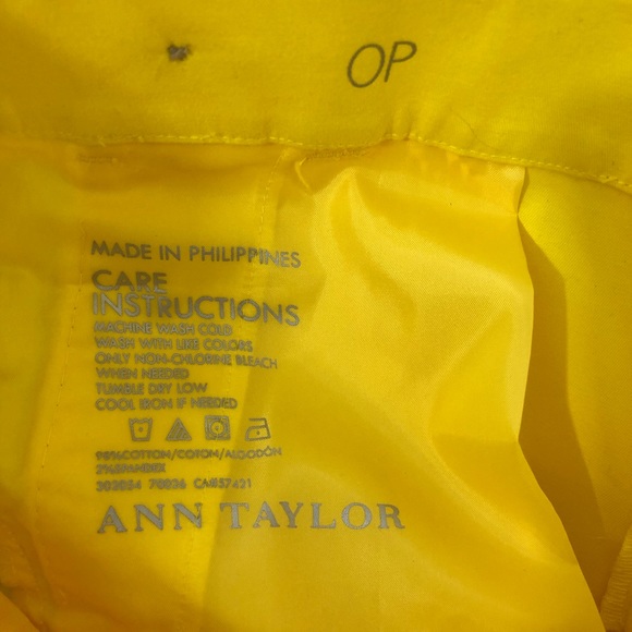 NWOT- Ann Taylor Yellow Shorts - Picture 5 of 5